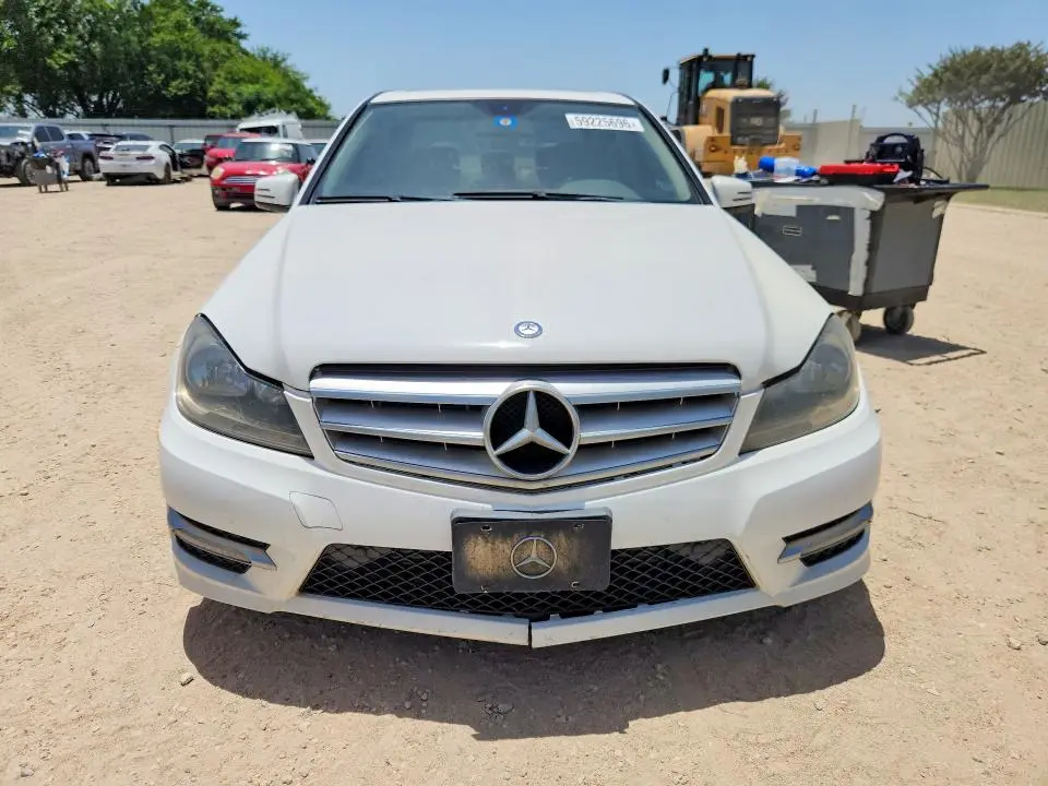 2013 MERCEDES-BENZ C 250  