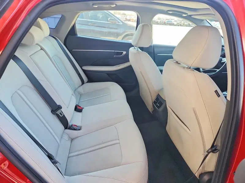 2021 HYUNDAI SONATA SEL  