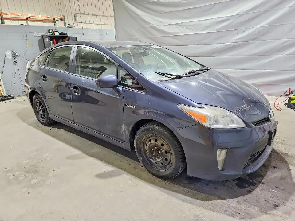 2014 TOYOTA PRIUS TWO  