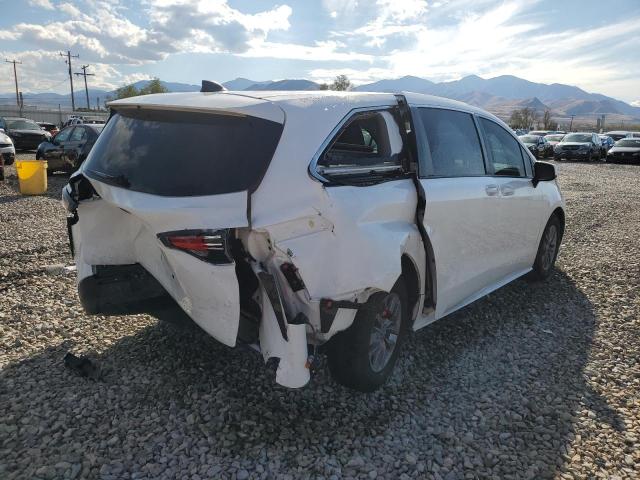 2021 TOYOTA SIENNA LE