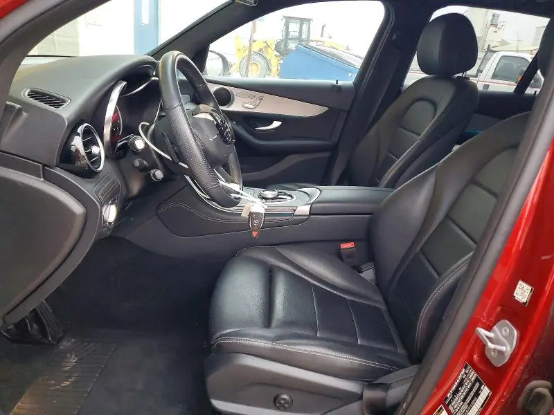 2019 MERCEDES-BENZ GLC 300  