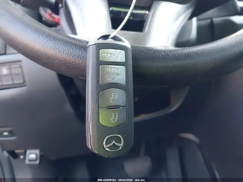 2016 MAZDA MAZDA3 I SPORT