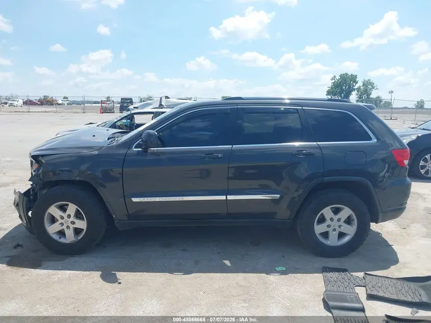 2011 JEEP GRAND CHEROKEE LAREDO