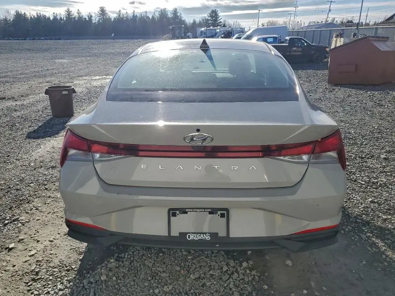 2021 HYUNDAI ELANTRA SEL  