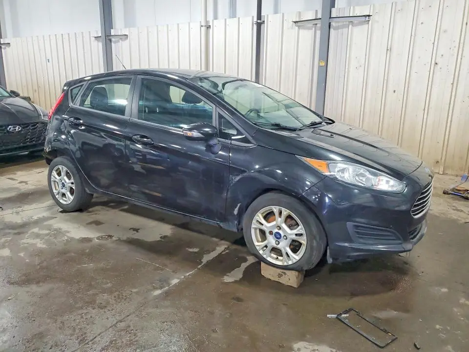 2014 FORD FIESTA SE  
