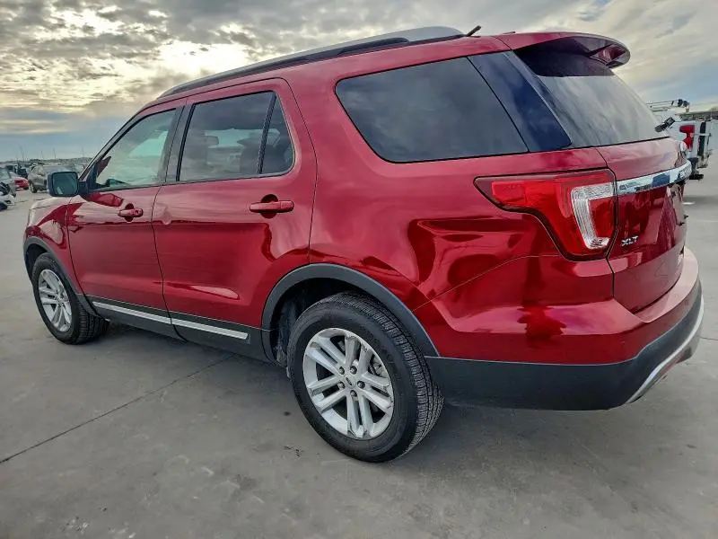 2017 FORD EXPLORER XLT  
