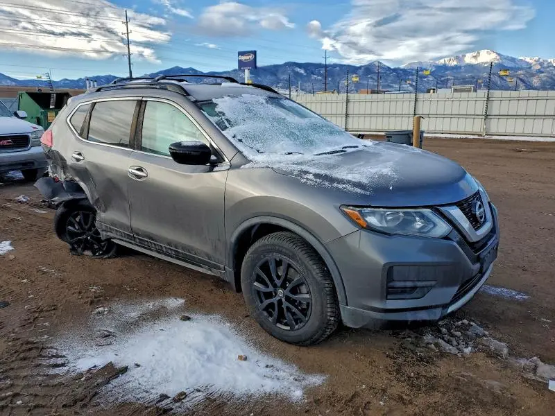 2017 NISSAN ROGUE SV  