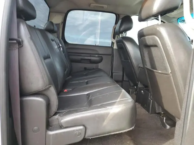 2011 CHEVROLET SILVERADO C1500 LT  