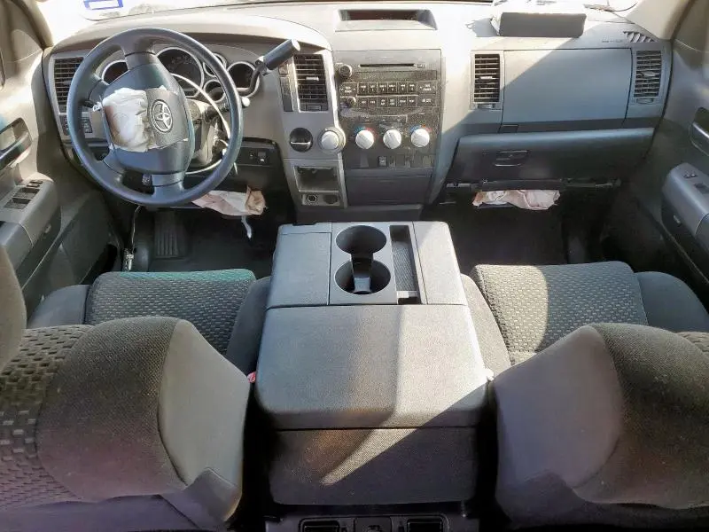 2010 TOYOTA TUNDRA CREWMAX SR5  