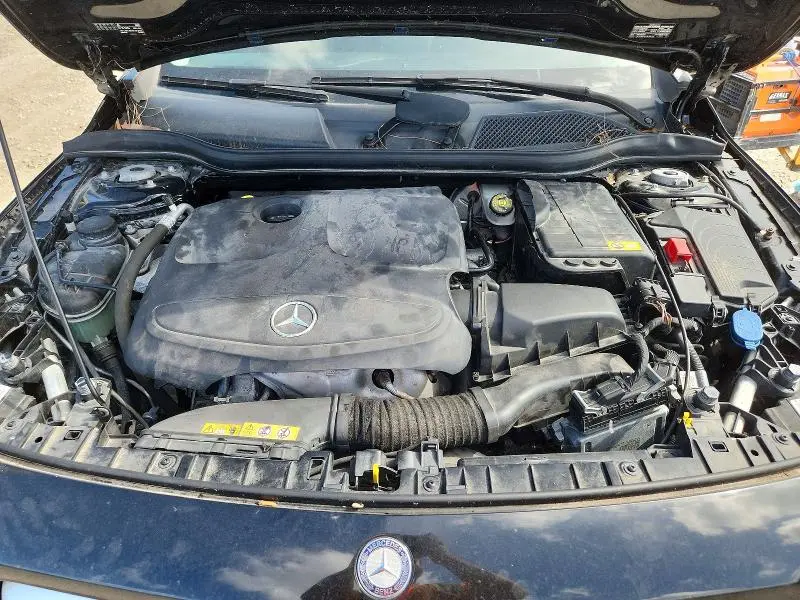 2015 MERCEDES-BENZ GLA 250 4MATIC  