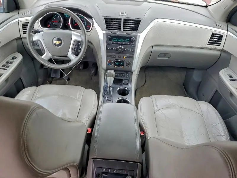 2011 CHEVROLET TRAVERSE LT  