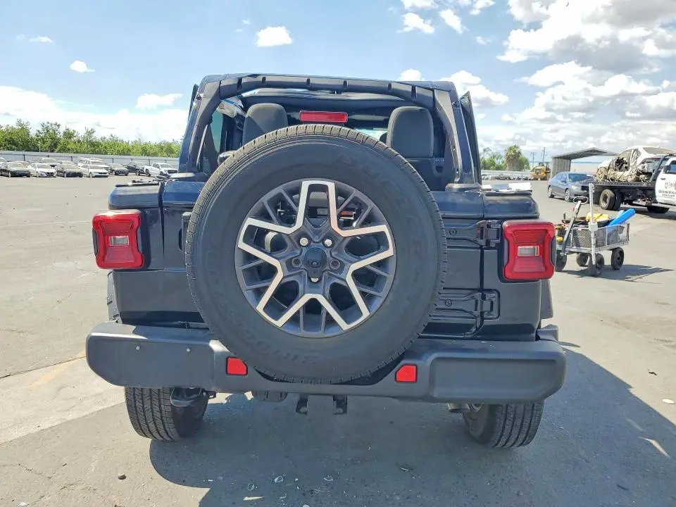 2024 JEEP WRANGLER SAHARA  