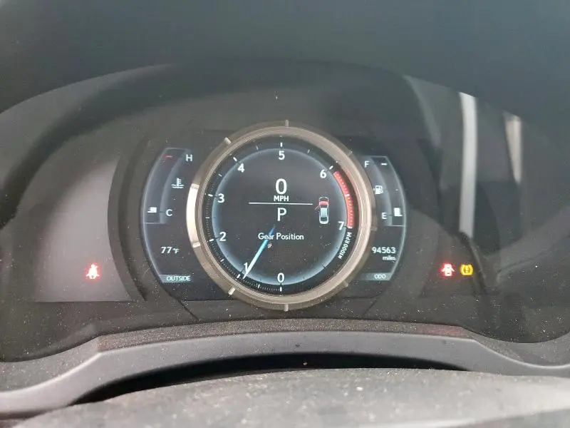 2016 LEXUS IS 200T
