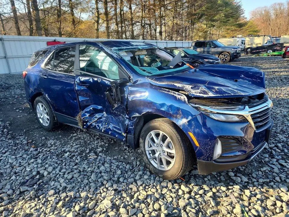2022 CHEVROLET EQUINOX LT  