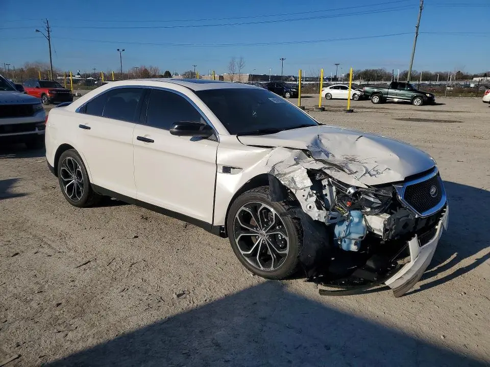 2017 FORD TAURUS SHO  