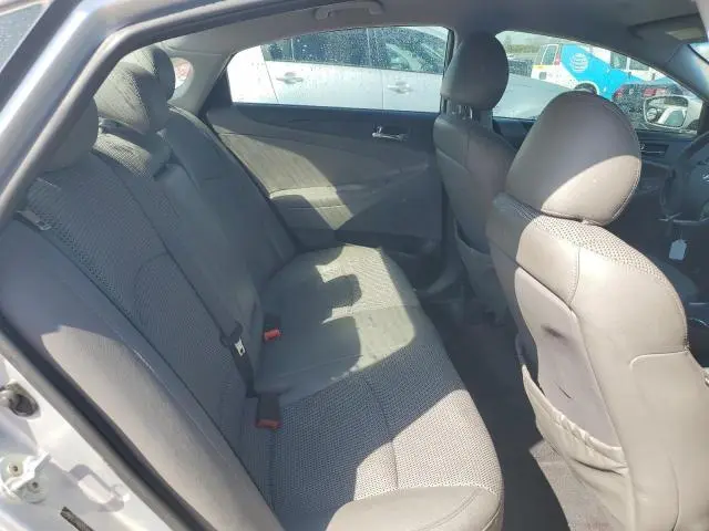 2012 HYUNDAI SONATA SE  