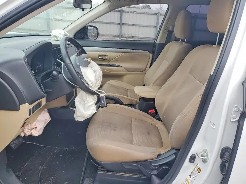 2018 MITSUBISHI OUTLANDER SE  