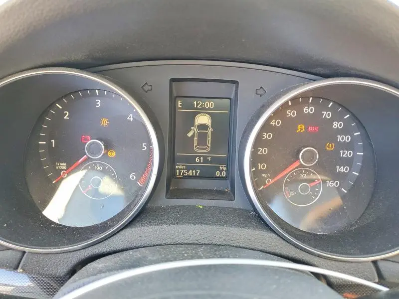 2011 VOLKSWAGEN JETTA TDI  