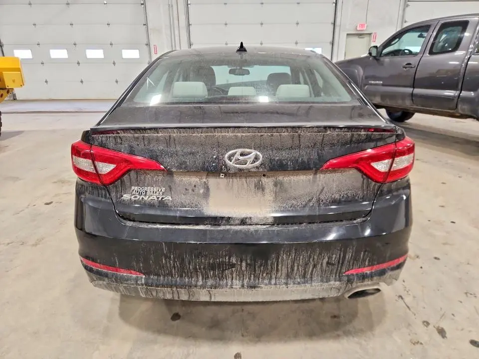2016 HYUNDAI SONATA SE  