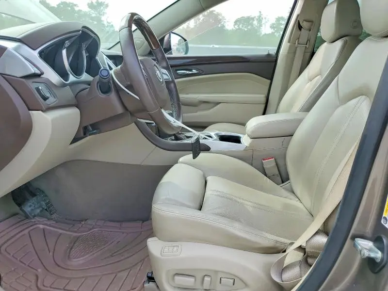 2011 CADILLAC SRX LUXURY COLLECTION  
