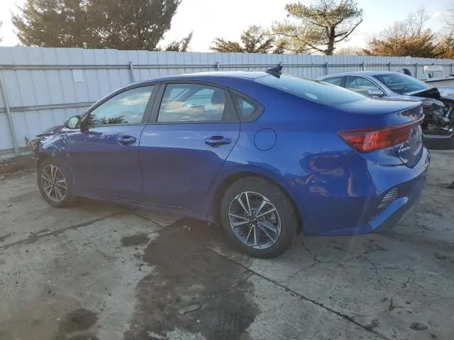 2023 KIA FORTE LX  