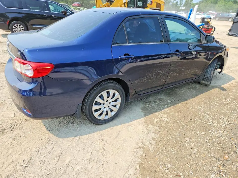 2013 TOYOTA COROLLA LE  