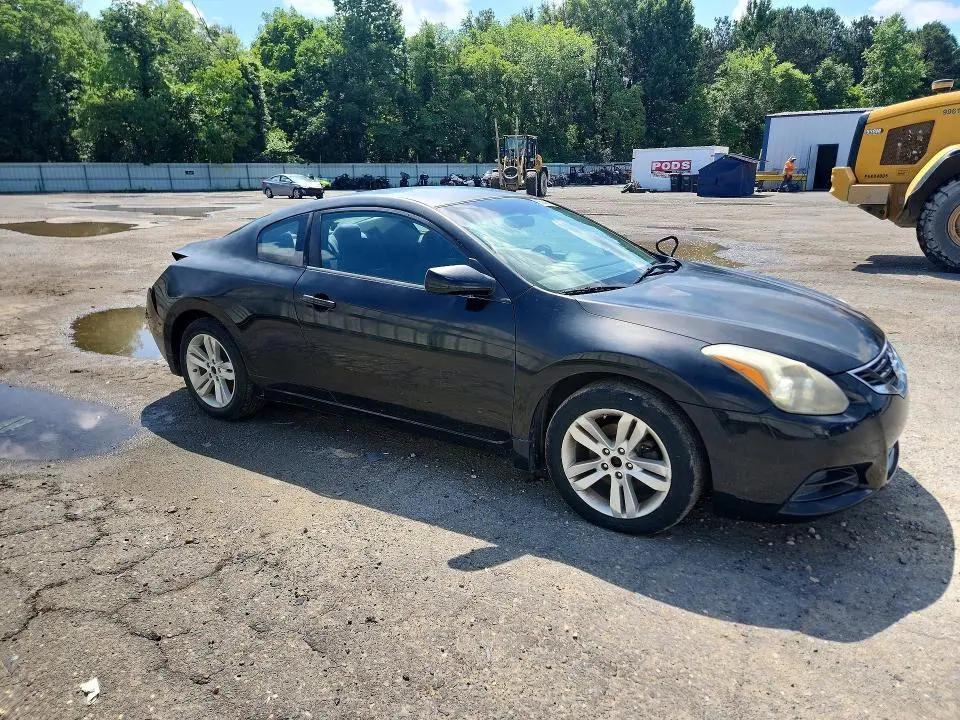2010 NISSAN ALTIMA S  