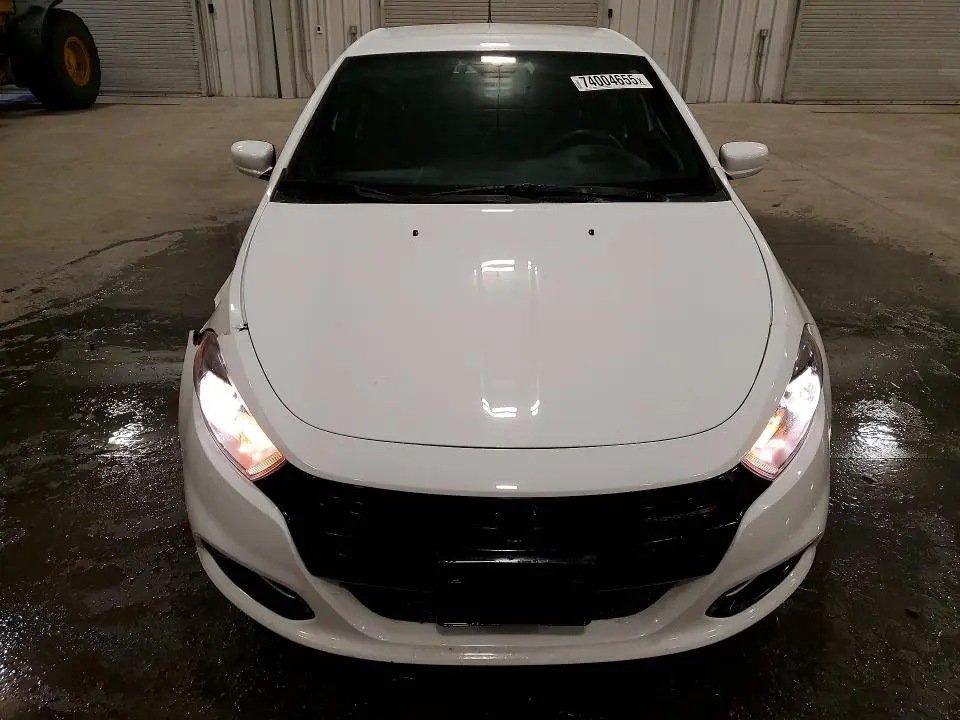 2015 DODGE DART SXT  