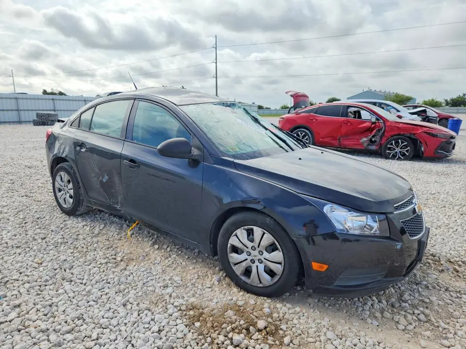 2014 CHEVROLET CRUZE LS  