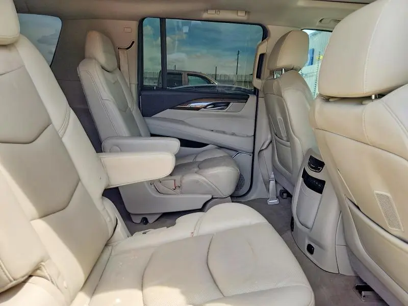 2019 CADILLAC ESCALADE ESV LUXURY  