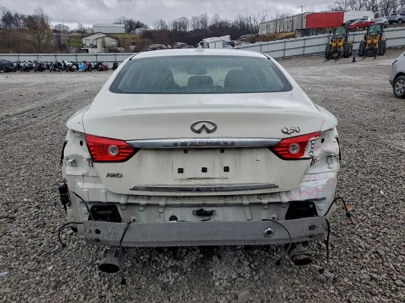 2016 INFINITI Q50 PREMIUM  