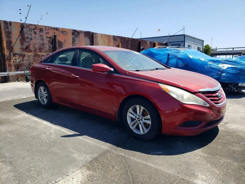 2012 HYUNDAI SONATA GLS  