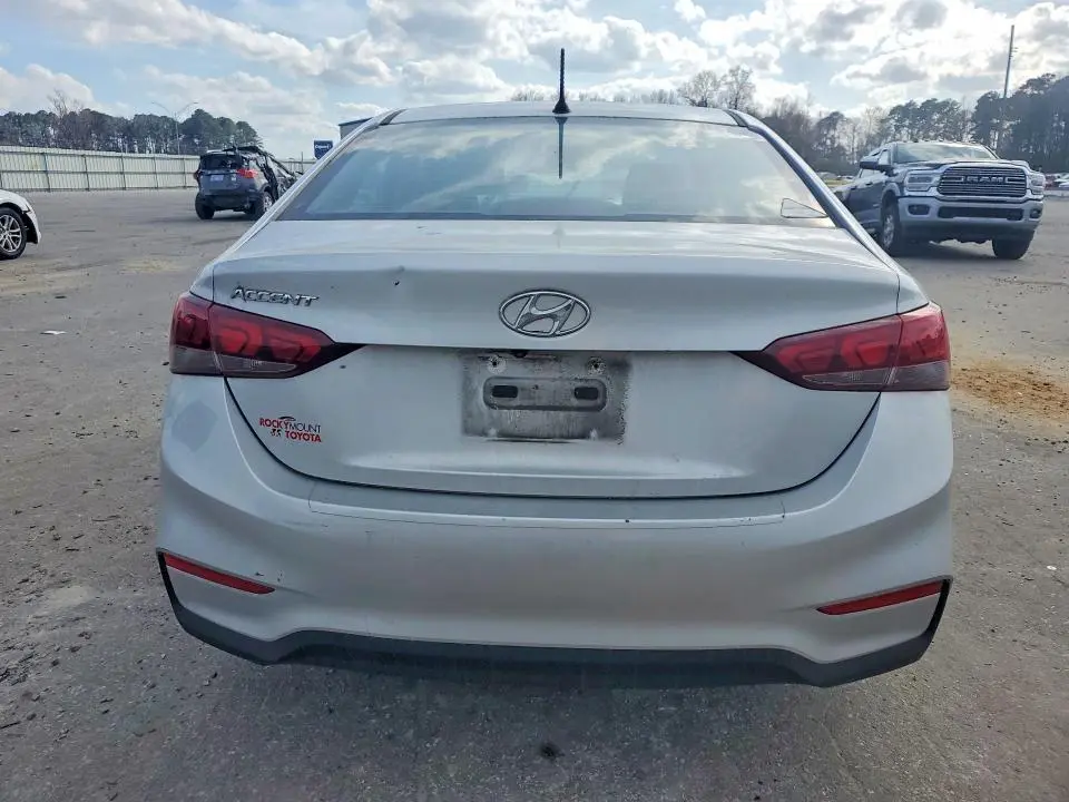 2018 HYUNDAI ACCENT SE  