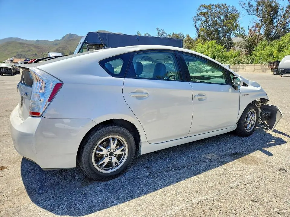 2010 TOYOTA PRIUS IV  