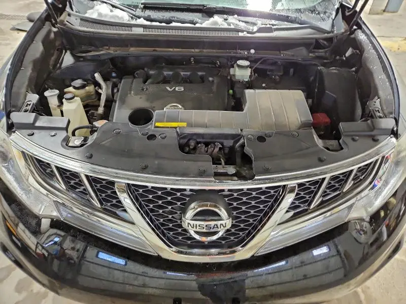 2013 NISSAN MURANO S  