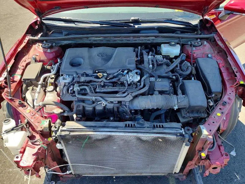 2022 TOYOTA CAMRY XLE  