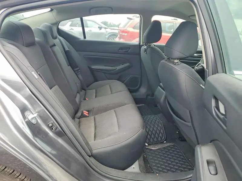 2024 NISSAN ALTIMA SV  