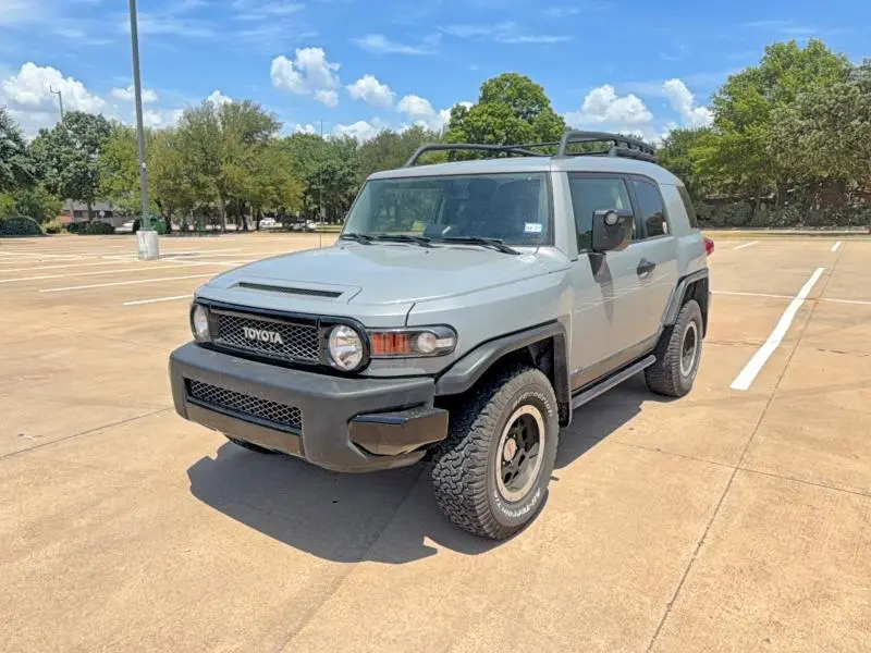 2013 TOYOTA FJ CRUISER BASE  
