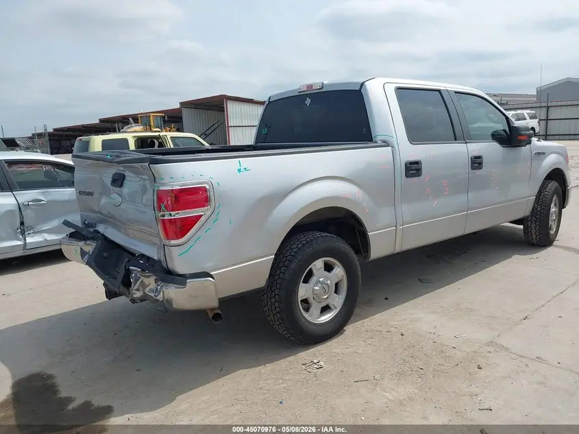 2011 FORD F-150 XLT