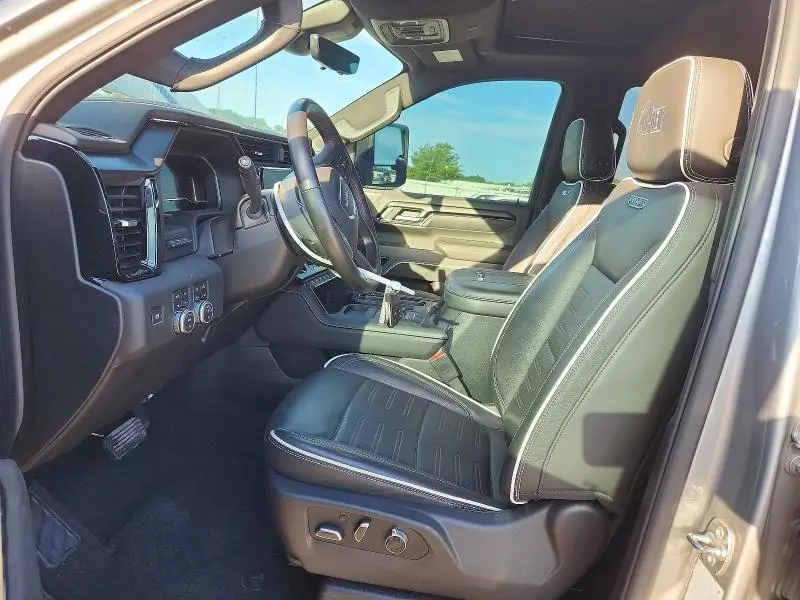 2025 GMC SIERRA K2500 AT4X  