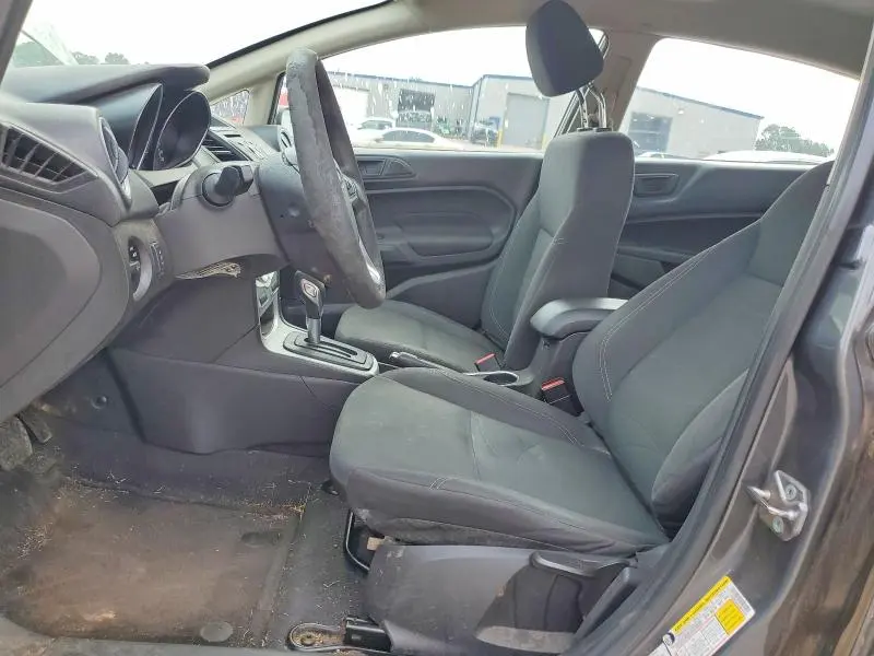 2018 FORD FIESTA SE  