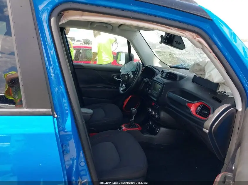 2015 JEEP RENEGADE TRAILHAWK