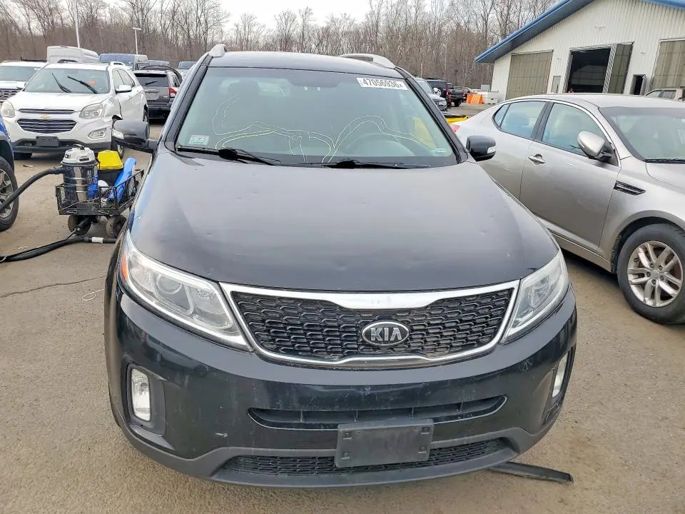 2015 KIA SORENTO LX  