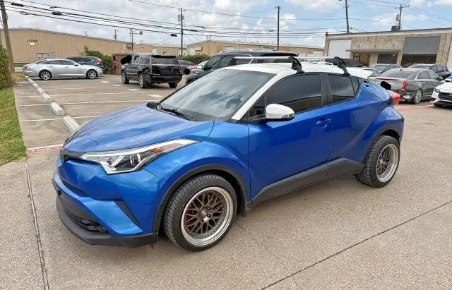 2018 TOYOTA C-HR XLE