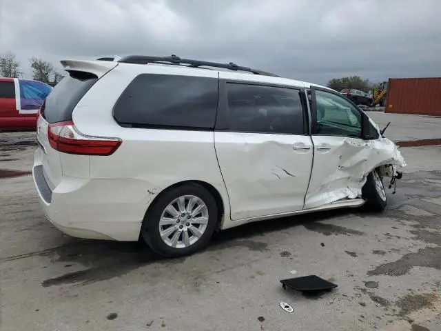 2015 TOYOTA SIENNA XLE  