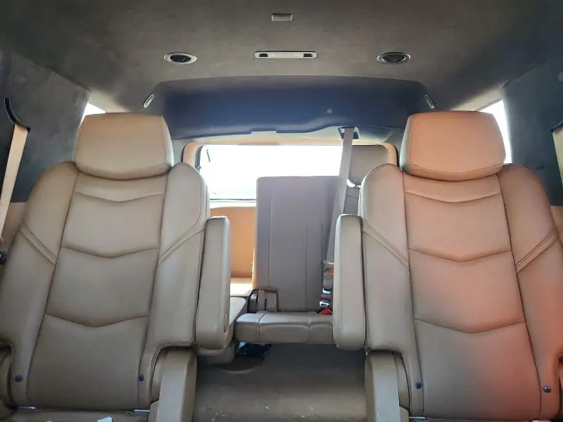2017 CADILLAC ESCALADE PLATINUM  