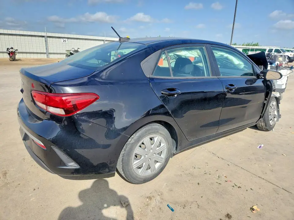 2022 KIA RIO S  