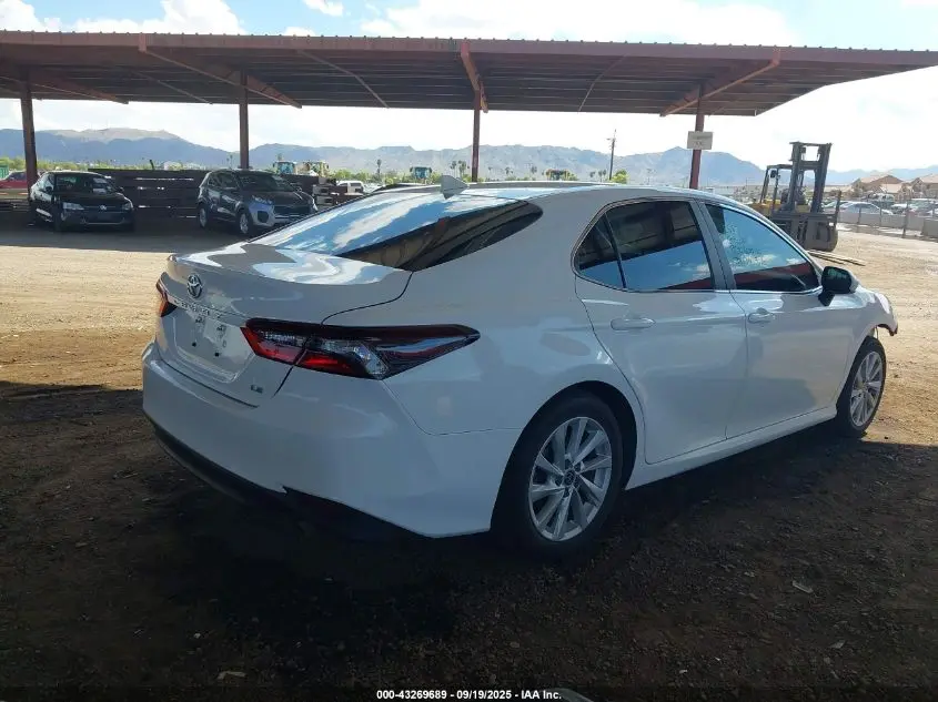 2024 TOYOTA CAMRY LE