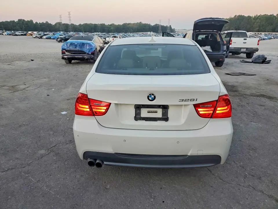 2010 BMW 328 I  