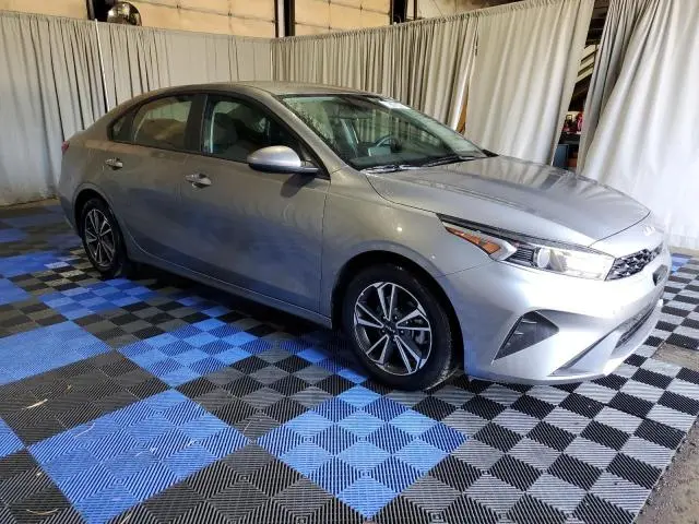 2024 KIA FORTE LX  